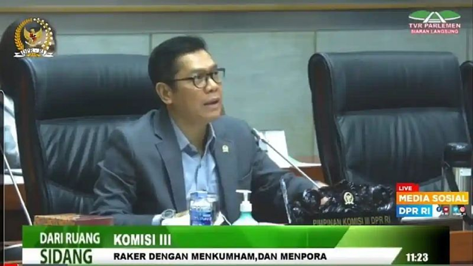 Jadi Hakim MK, Ini Rekam Jejak Pendidikan Adies Kadir yang Kuliah S1 Selama 10 Tahun