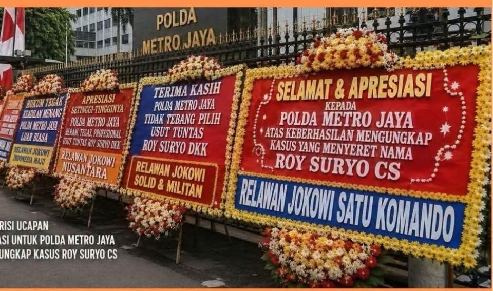 Karangan Bunga, Semiotika Kekuasaan, dan Pengadilan Opini