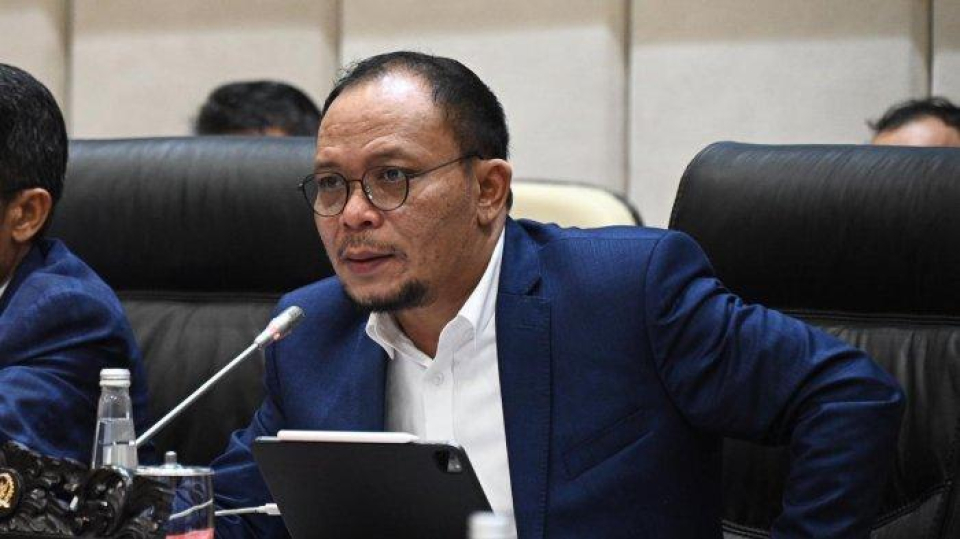 KEDAULATAN DIGITAL- Wakil Ketua Komisi XI DPR RI dari Fraksi Partai Kebangkitan Bangsa Muhammad Hanif Dhakiri. Ia menyebut QRIS dan GPN bukan sekadar instrumen transaksi, melainkan fondasi penting dalam menjaga kedaulatan digital Indonesia di era ekonomi modern.  