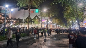 Demo dua tahun kepemimpinan Prabowo Gibran di DPRD DIY, Jalan Malioboro, Kota Yogyakarta, Selasa (20/10/2026). Foto: Tirto/Cahyo