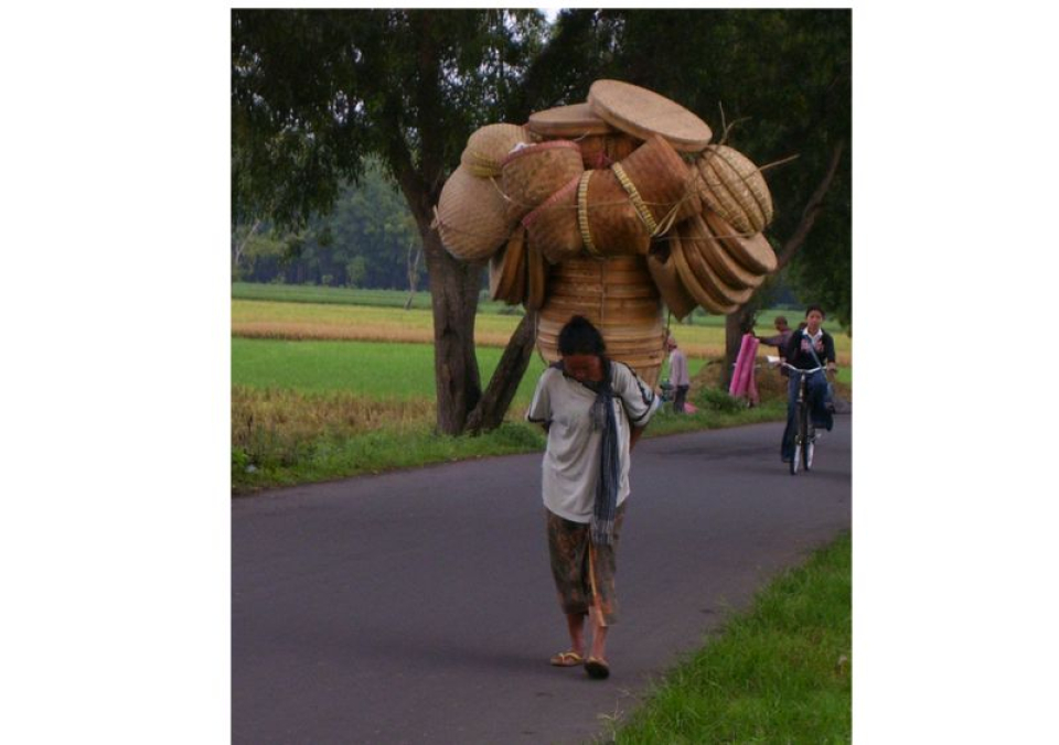 Puisi Budhiana Kartawijaya