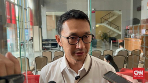 KPK menunggu kehadiran Nusron Wahid untuk pemeriksaan terkait kasus dugaan pemerasan di Kementerian ATR/BPN. Proses penyidikan melibatkan delapan tersangka. (Foto: CNN Indonesia/Ryan Suhendra)