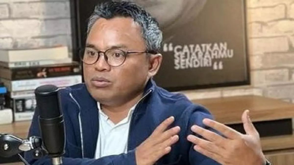 KPK Tantang Mahfud MD Buktikan Markup Whoosh, Islah Bahrawi Beri Sentilan