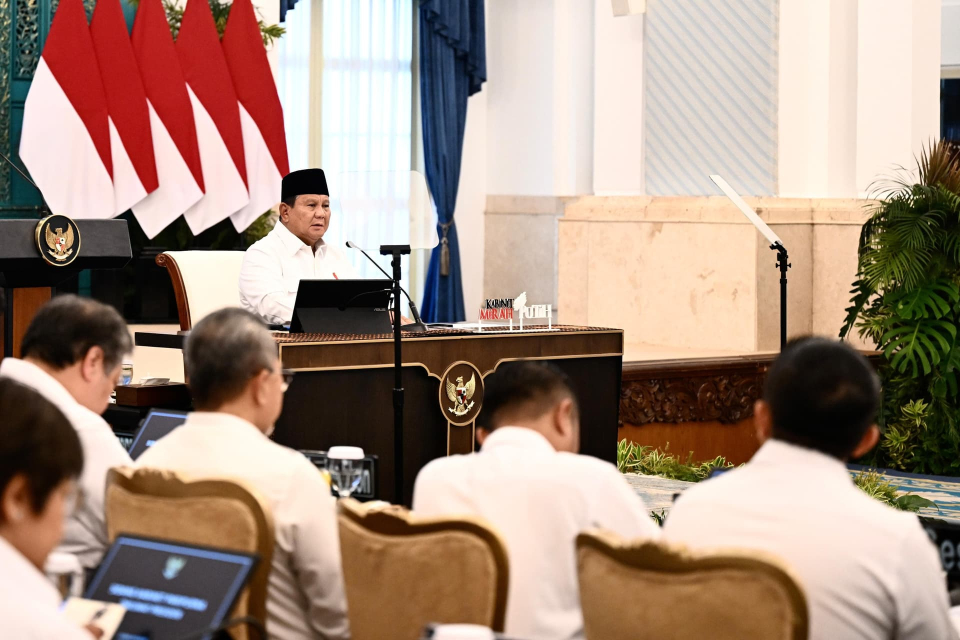 Survei Indikator Politik: 49,5% Masyarakat Puas dengan Kinerja Prabowo