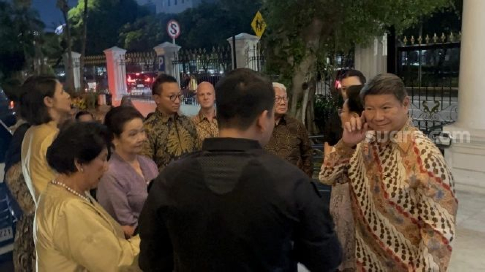 Presiden Prabowo Subianto mengundang keluarga besar Djojohadikusumo untuk makan malam atau dinner di Istana Kepresidenan Jakarta. 