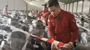DPR Setujui Ribuan Motor Listrik BGN Dihibahkan ke Guru Honorer
