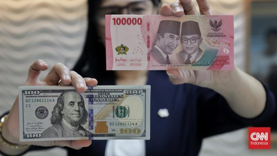 Rupiah Nyaris Tembus Rp17 Ribu per Dolar AS, Apa Biang Keroknya?