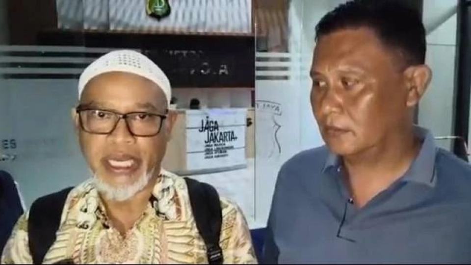 Kuasa hukum Bahar bin Smith, Ichwan Tuankotta saat memerikan keterangan di Tangerang, Rabu (11/2/226). 