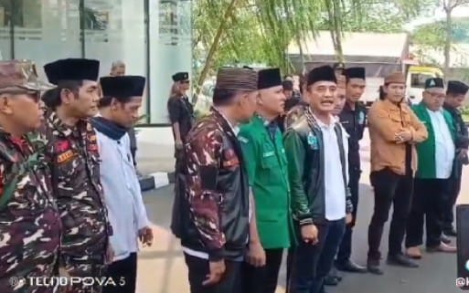 Ketua Pimpinan Cabang Gerakan Pemuda (GP) Ansor Kota Tangerang, Midyani bersama jajarannya saat menyambangi Mapolres Metro Tangerang Kota, belum lama ini.