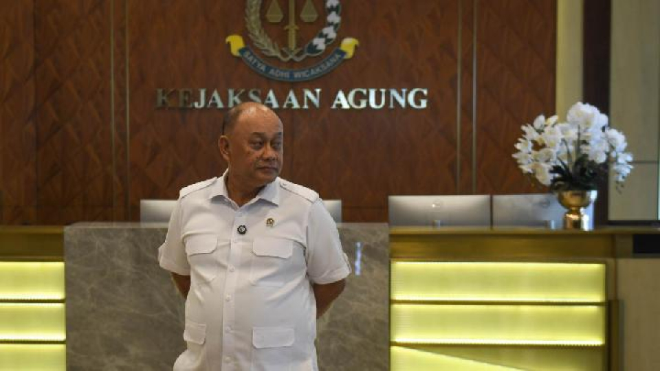 Kontroversi Dadan Hindayana Selama Jadi Kepala BGN