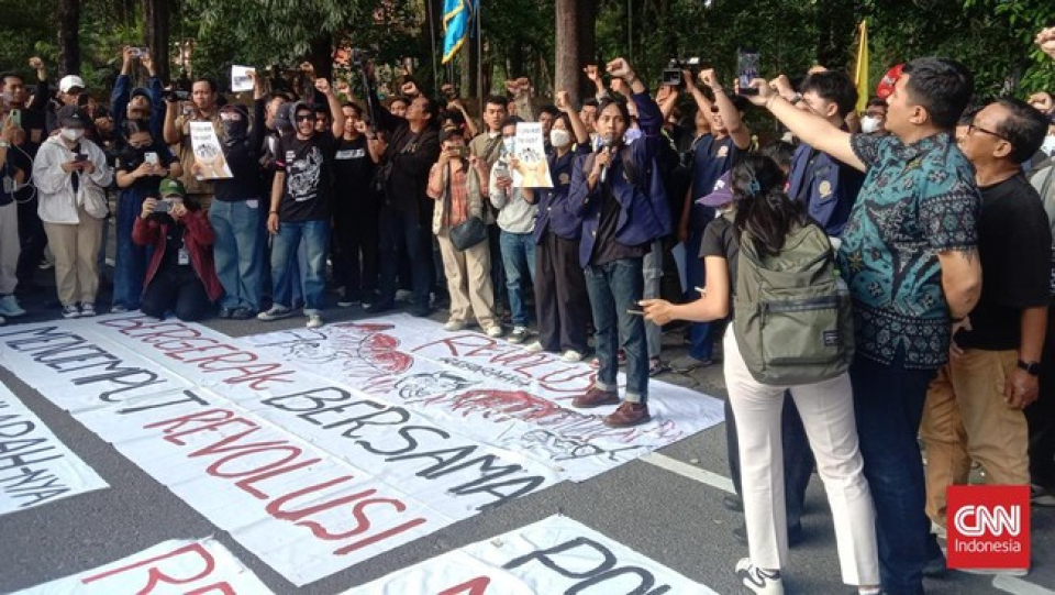 Demo Mahasiswa di Denpasar Kirimkan Tuntutan ke DPRD Bali