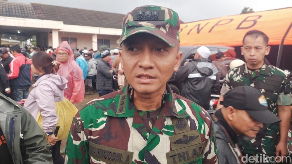 TNI Telusuri Kabar 23 Prajurit Jadi Korban Longsor Cisarua