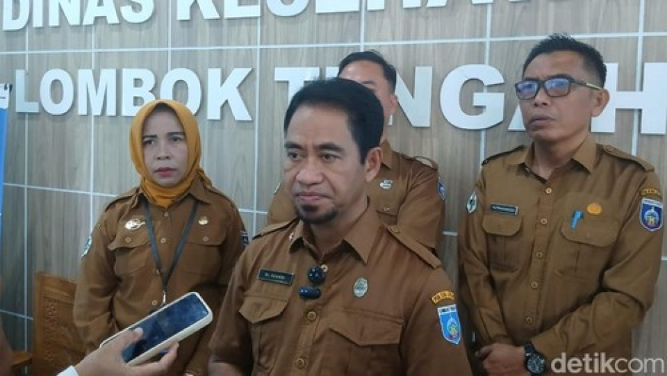  Kepala Dinas Kesehatan Lombok Tengah, Suardi saat ditemui awak media, Senin (19/1/2026).