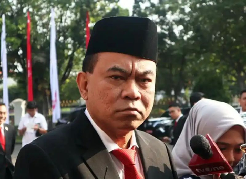 SDR Desak Polri Tersangkakan Budi Arie di Kasus Judol dan Prabowo 'Tendang' Menkop!